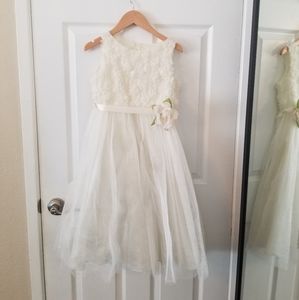 Beautiful flower girl dress